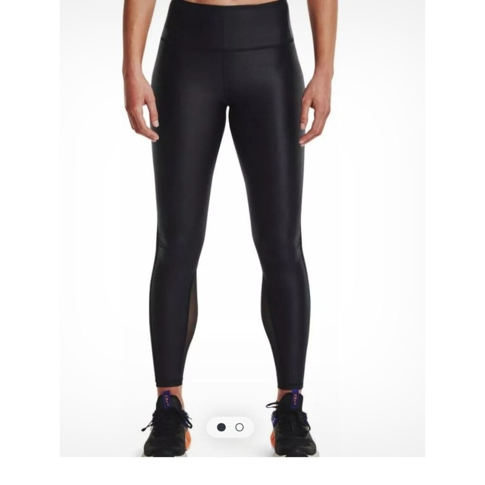 NWT. UNDER ARMOUR ISO-CHILL COMPRESSION LEGGINGS W/ WHITE LOGO . SIZE X- SMALL.